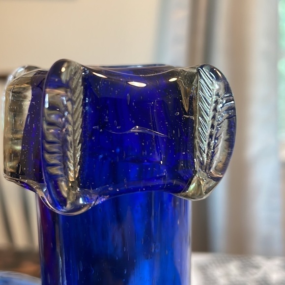 💓Host Pick💓 Cobalt Blue Handblown Heart Shaped Vase Metal Hugging Vines - Picture 15 of 15
